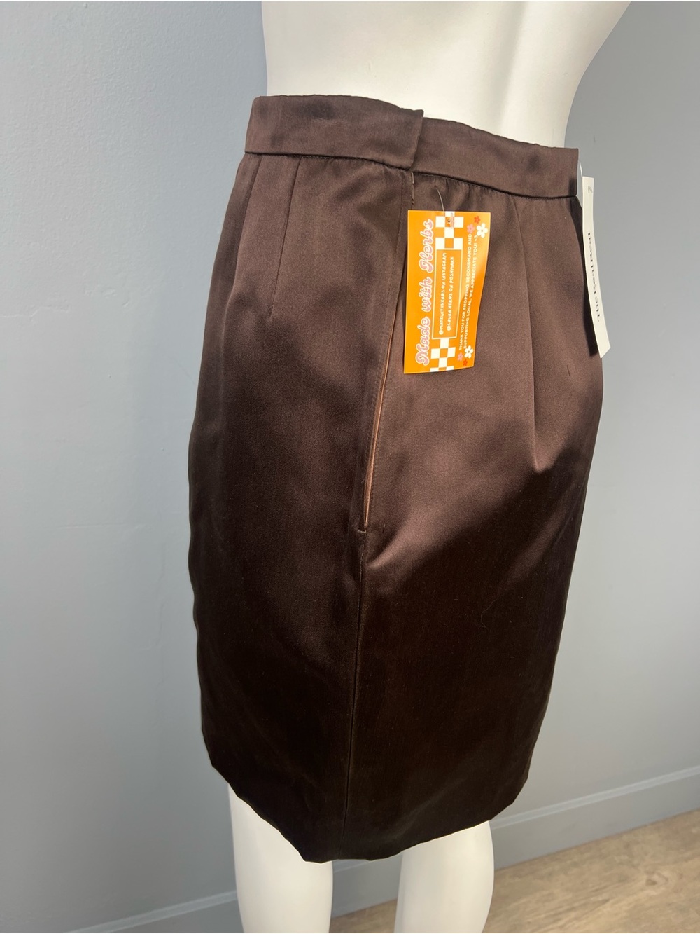 Vintage Valentino Night Made in Italy Classic Brown Pencil Skirt - Picture 4 of 8